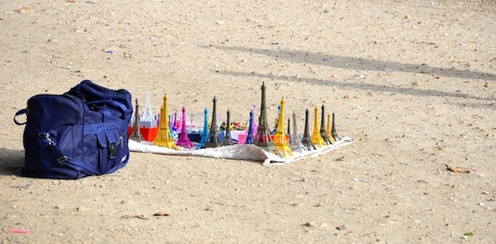 mini eiffel towers in paris france