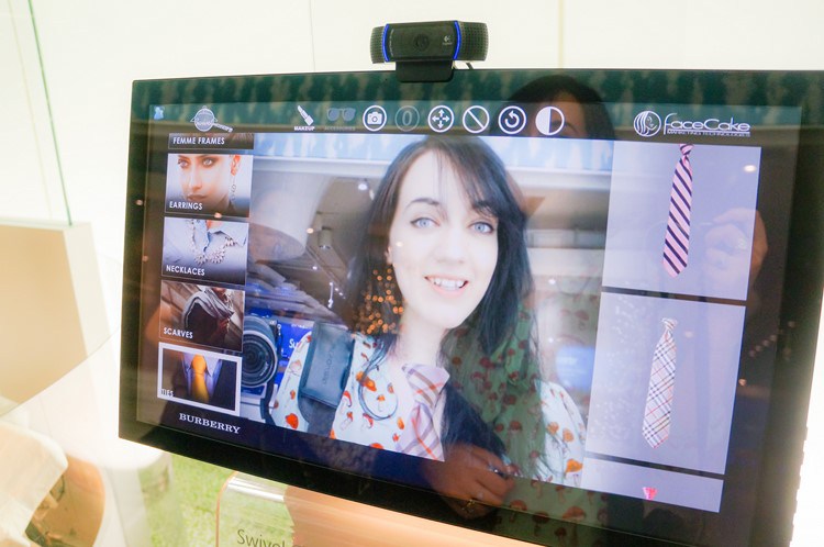 MicrosoftFashionApp1