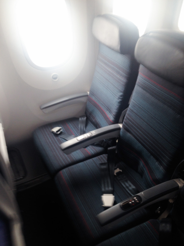 air_canada_dreamliner_seats