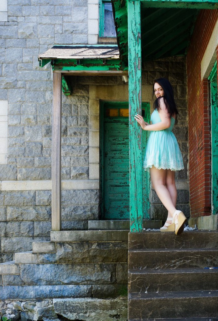 sage_teal_guess_dress_1