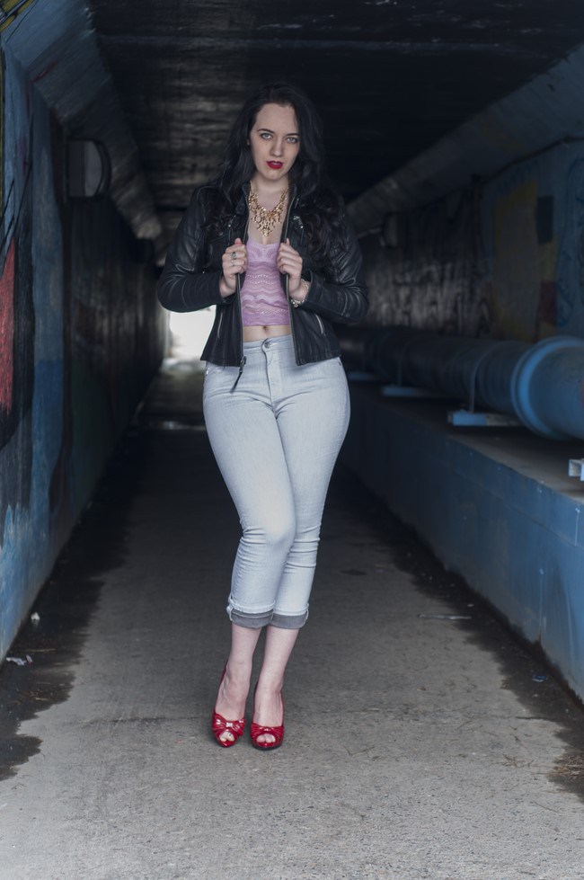 greaser_girl_modern_trendy_techie_1