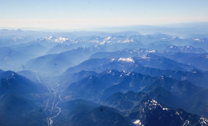 mountain_range_rainier_washington