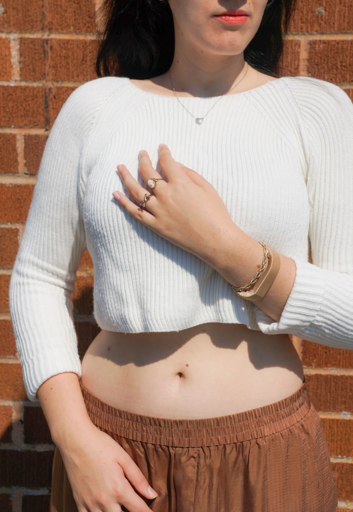 dress_ups_fitbit_cover_gold_outfit_1_small