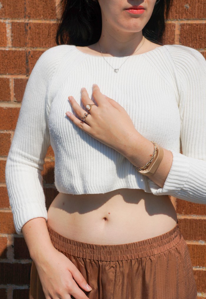 dress_ups_fitbit_cover_gold_outfit_1_small