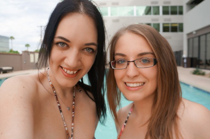 sage_and_sarah_phoenix_swim