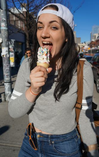 sporty_chic_grafitti_crop_top_toronto_4