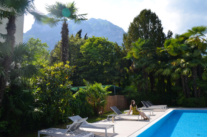 italian_beach_day_riva_del_garda_sage_15