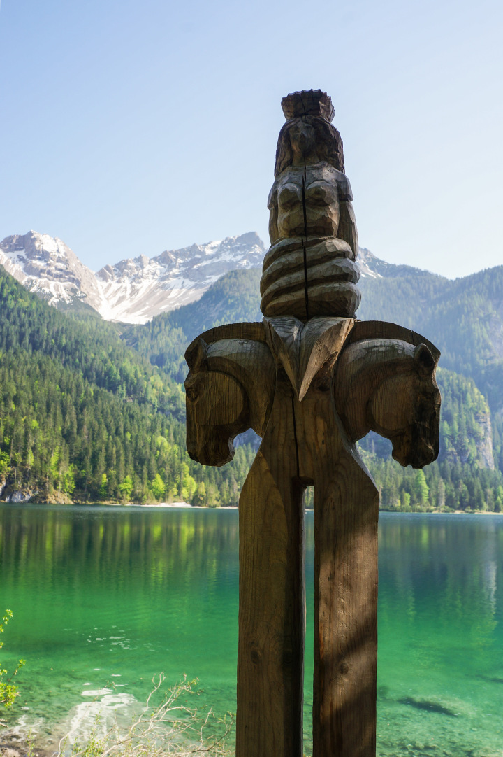 sights_around_italy_may_2015_horse_talisman