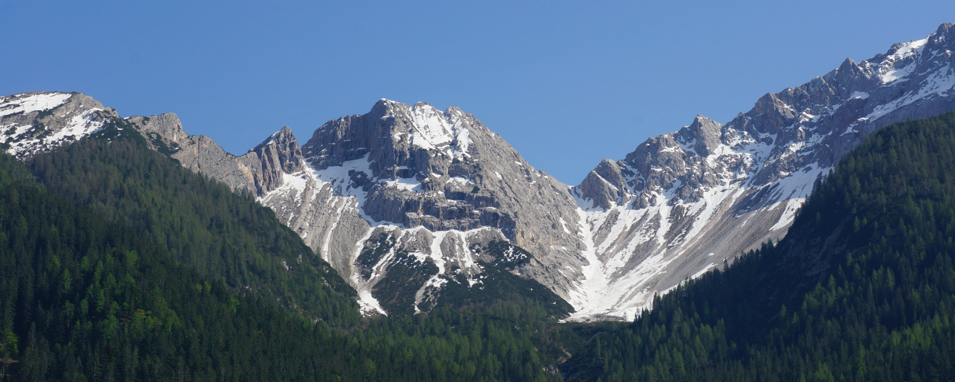 sights_around_italy_may_2015_snow_capped_mountain