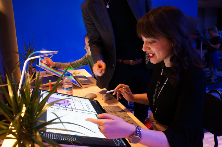 fitc-toronto-trendy-techie-2017-8-surface-studio-sage