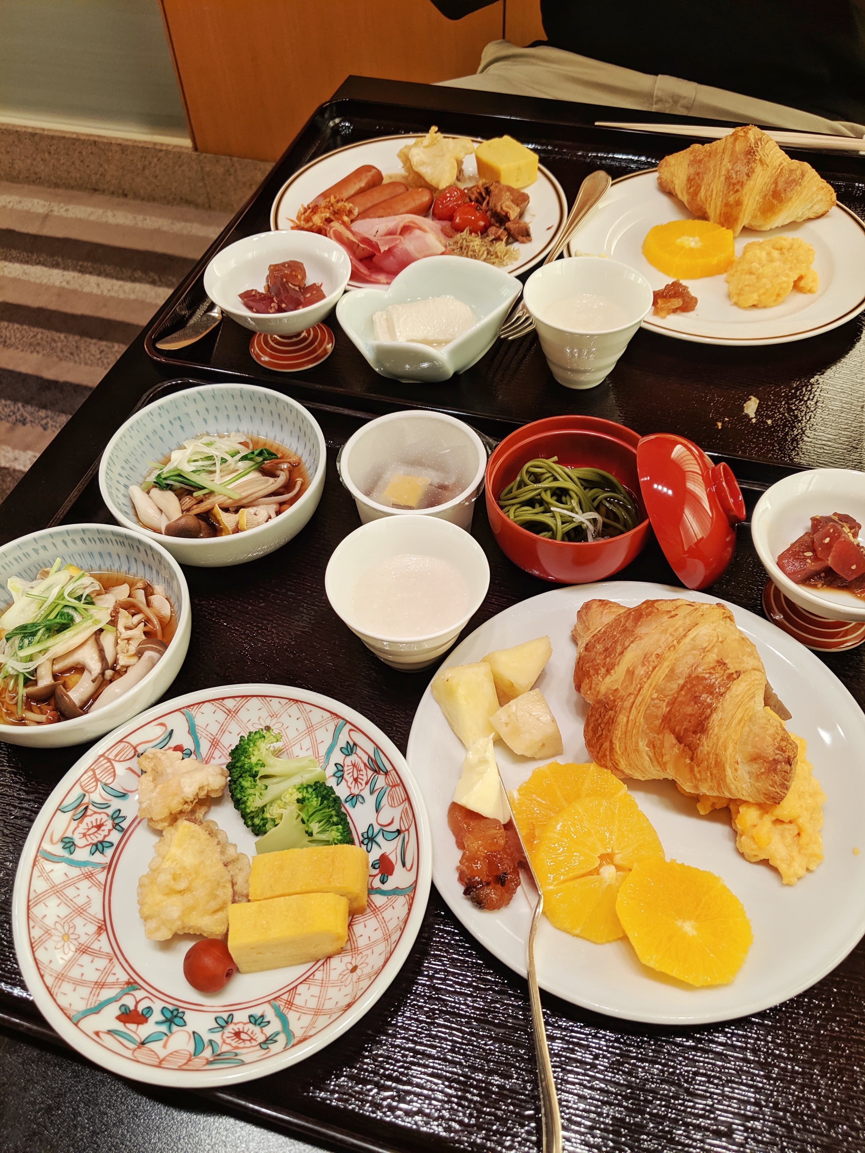 sage_franch_trendy_techie_tokyo_japan_g20_yea_hyatt_regency_breakfast_2