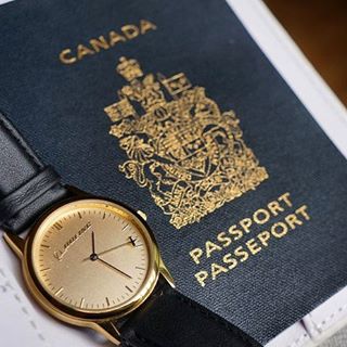 This one's for all the travelers out there, I'm sharing my tips on how to beat jet lag before it begins! Check it out on trendytechie.ca. #travel #jetlag #travelblogger