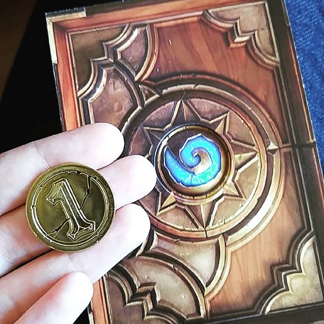 Here's a better look at the #hearthstone card and coin from this month's #lootcrate box! @lootcrate