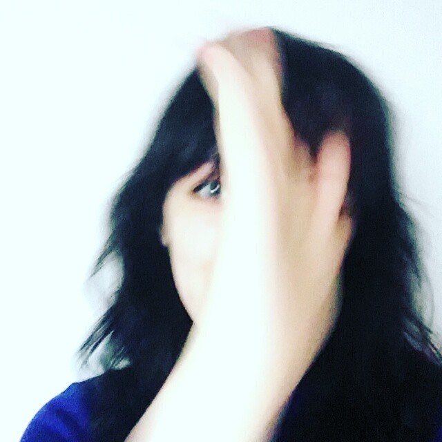 Trying out Instagram's new #boomerang app with my bendy hands