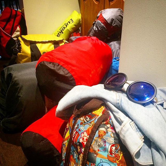 Happy long weekend everyone! I'm off on a camping trip with the family and will be COMPLETELY UNPLUGGING until Tuesday morning. I so desperately need a tech cleanse. Ciao for now!