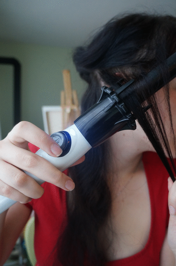 Beauty Tool Review: KISS InstaWave Curling Wand